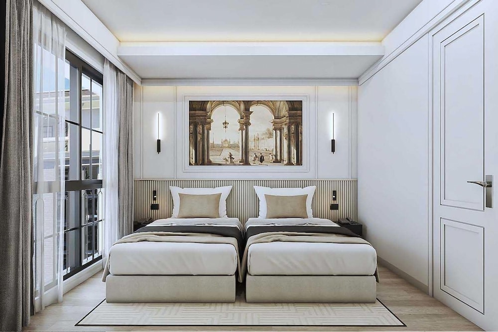 chateau du village patong