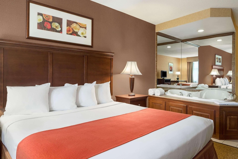 comfort inn and suites cuyahoga falls akron