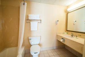 comfort inn and suites cuyahoga falls akron