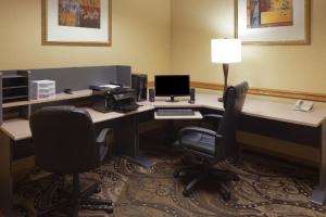 comfort inn and suites cuyahoga falls akron