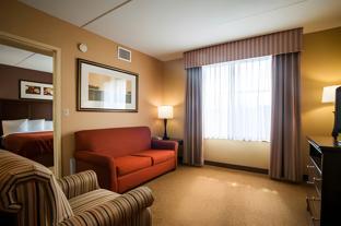 comfort inn and suites cuyahoga falls akron