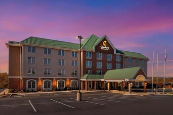 comfort inn and suites cuyahoga falls akron