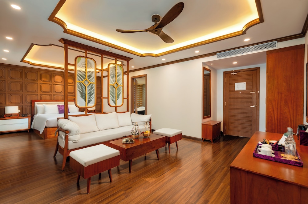 the saga hotel hoi an