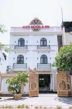 alex hotel and spa