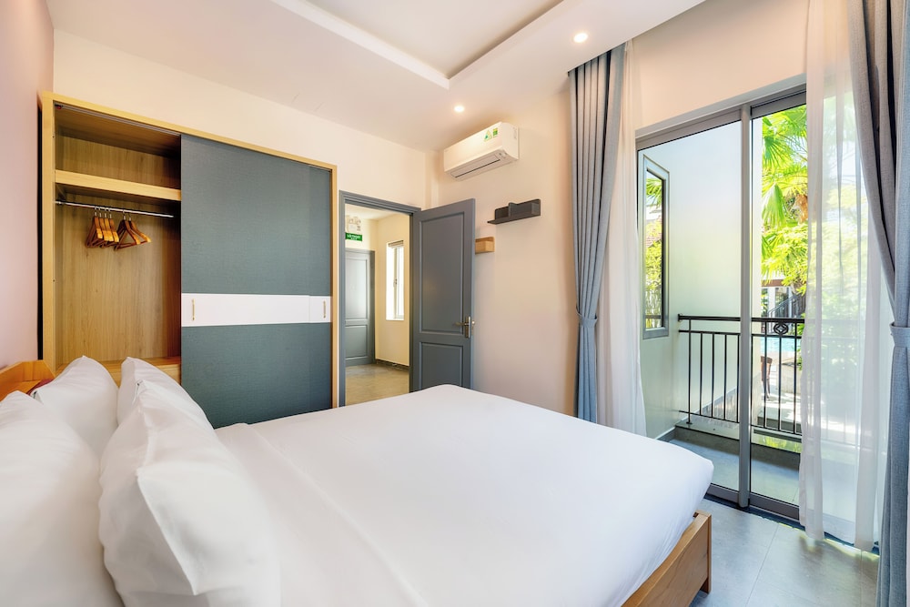 full moon apartments