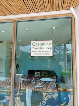 castaway huahin