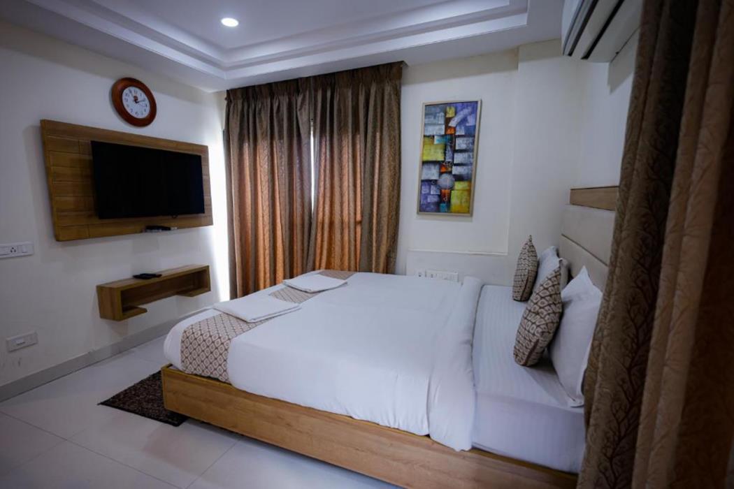 m square hotel
