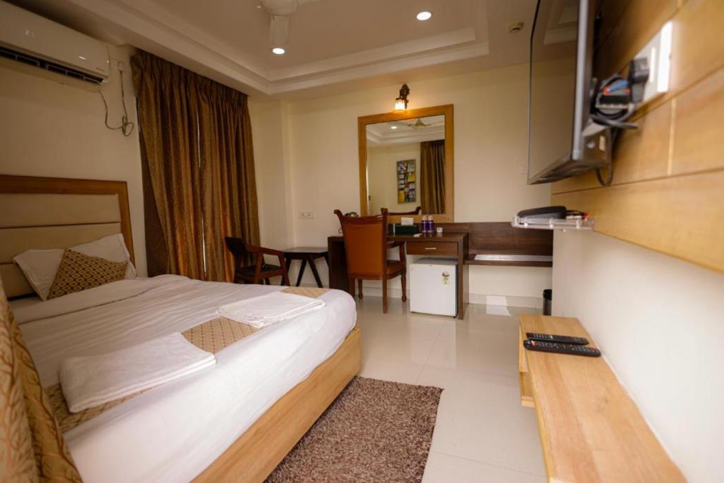 m square hotel