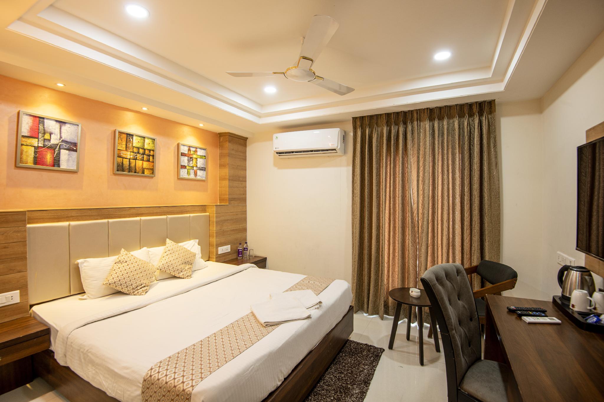 m square hotel