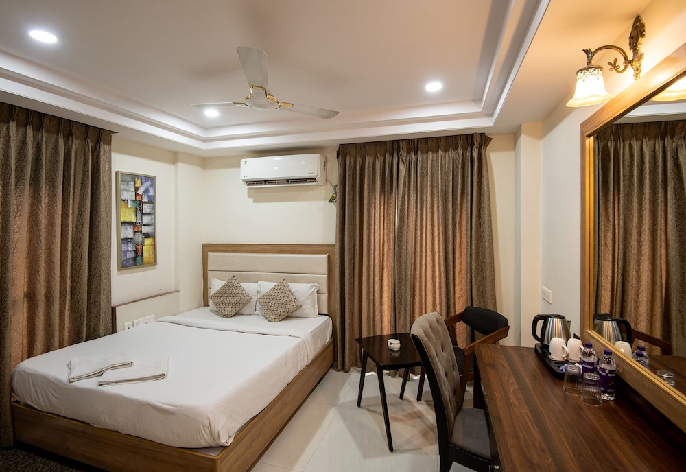 m square hotel