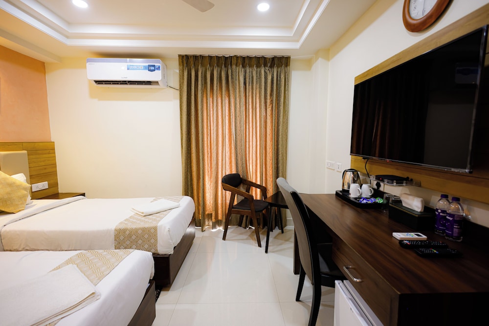 m square hotel