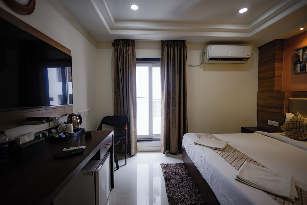 m square hotel