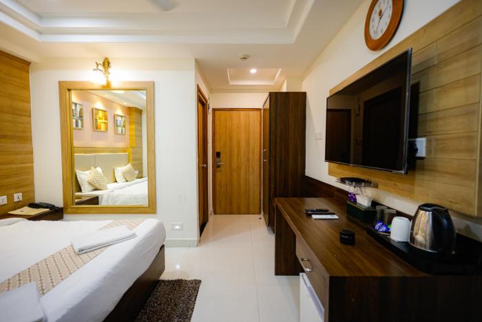 m square hotel