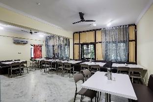 super collection o hotel lotus grand near secunderabad railway station