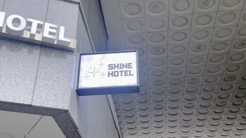 yeongjong shine hotel