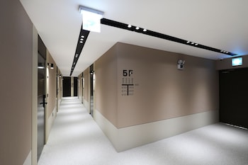 browndot airport new town