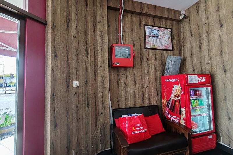 Hotel Kuang Hua Sitiawan Near To (Unikl-Mimet),,2 star