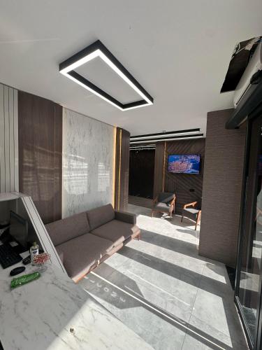 luxury life suites