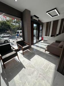 luxury life suites
