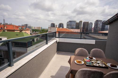 luxury life suites