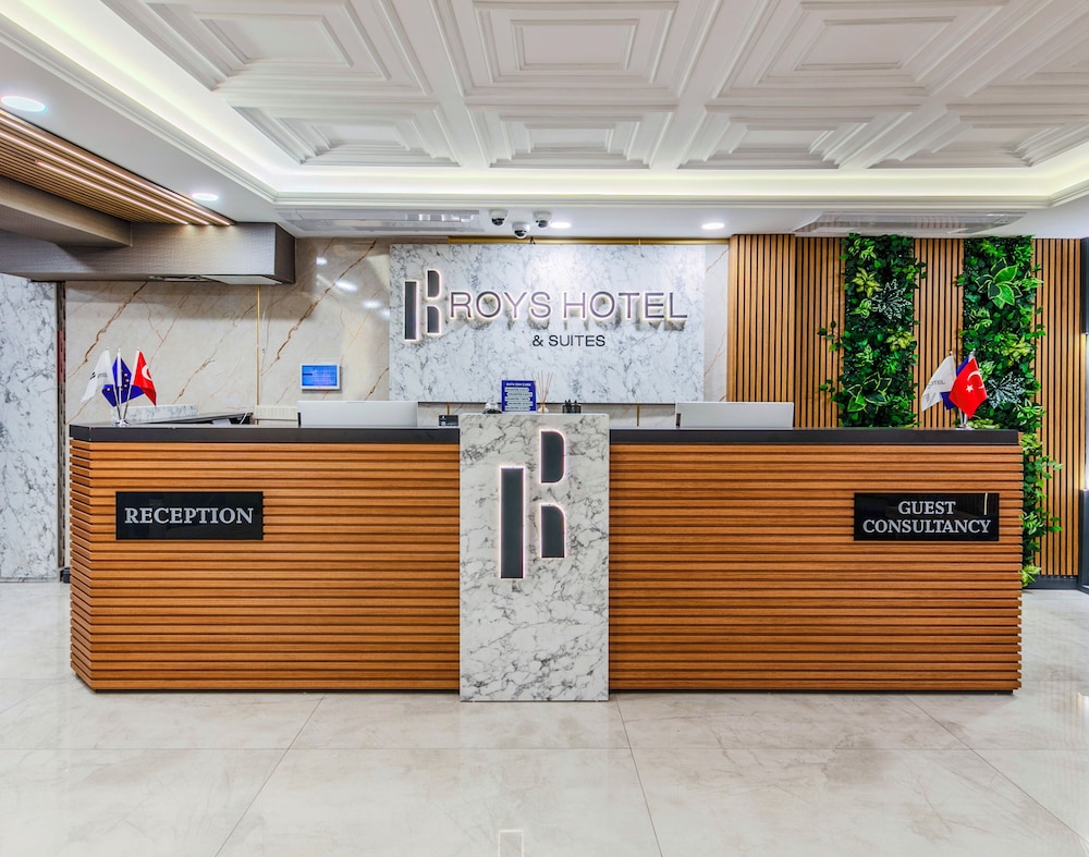 roys hotel and suites