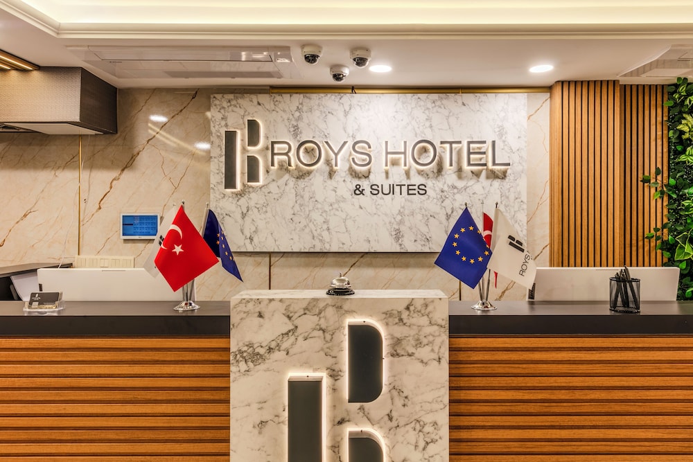 roys hotel and suites