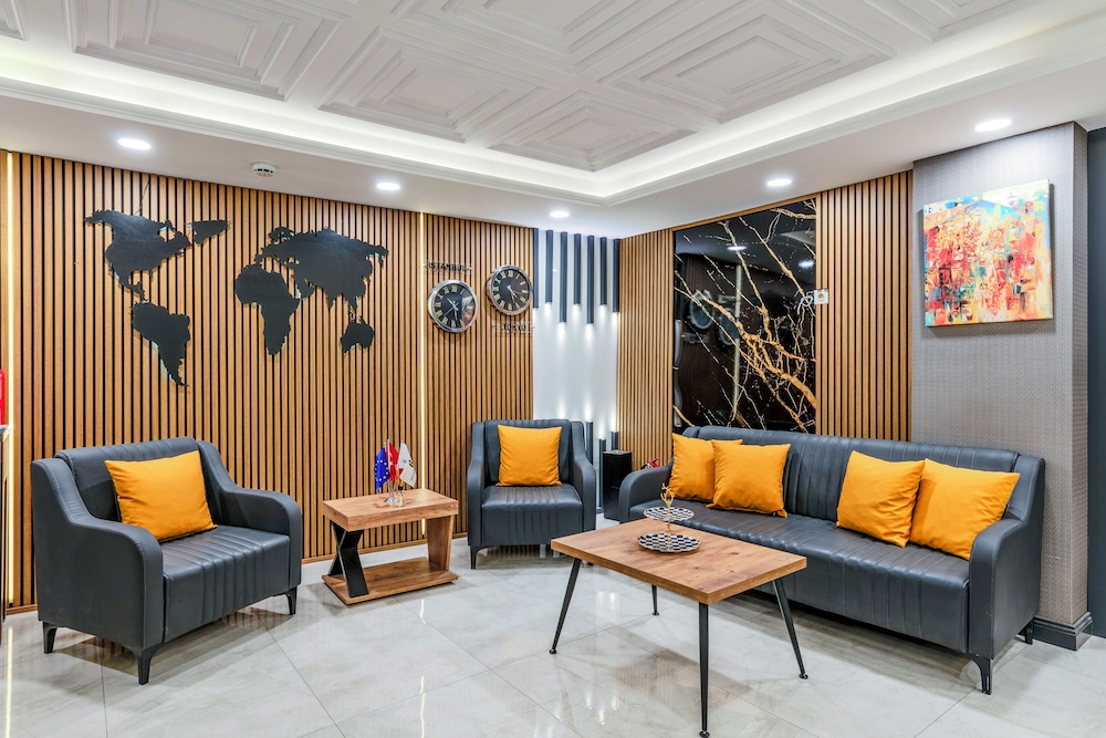roys hotel and suites