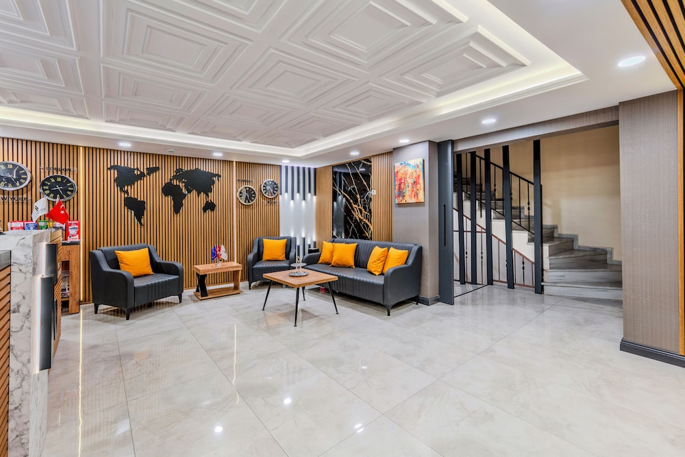 roys hotel and suites