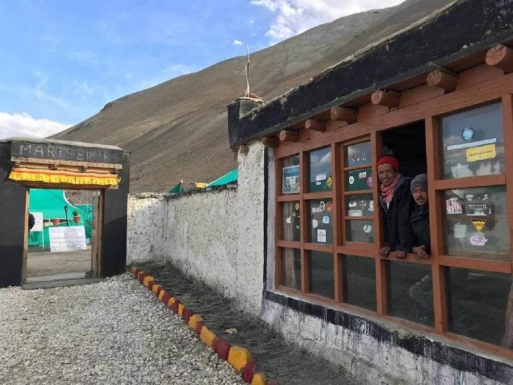 martsemik resort shachukul village