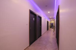 Hotel Ajinkya Palace,,3 star
