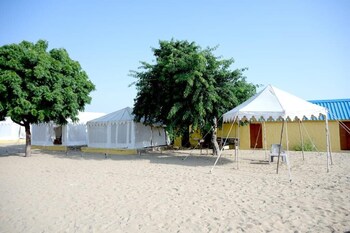 Gangaur Desert Resort,,3 star