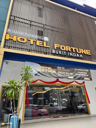 Hotel Fortune,,2 star