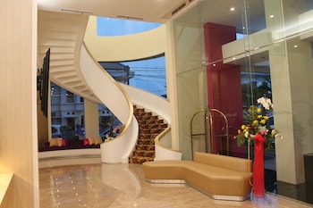 brits hotel puri indah