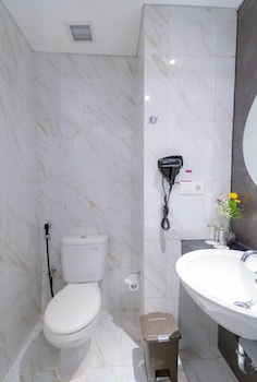brits hotel puri indah