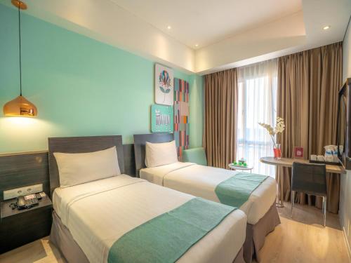 brits hotel puri indah