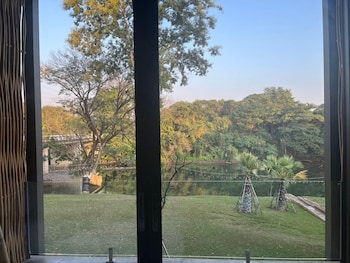 historykan kanchanaburi hotel