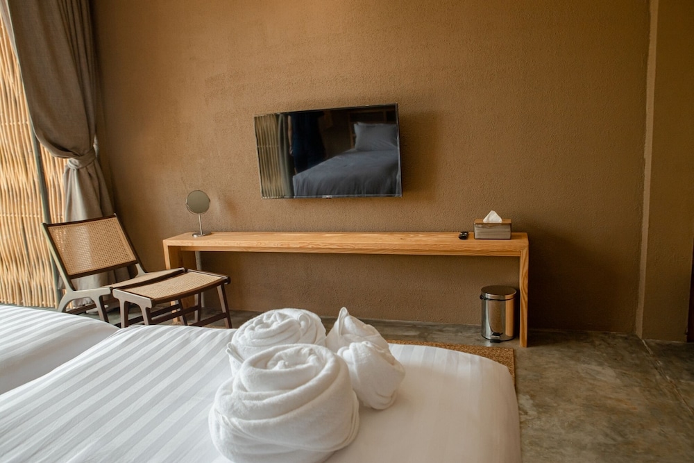 historykan kanchanaburi hotel