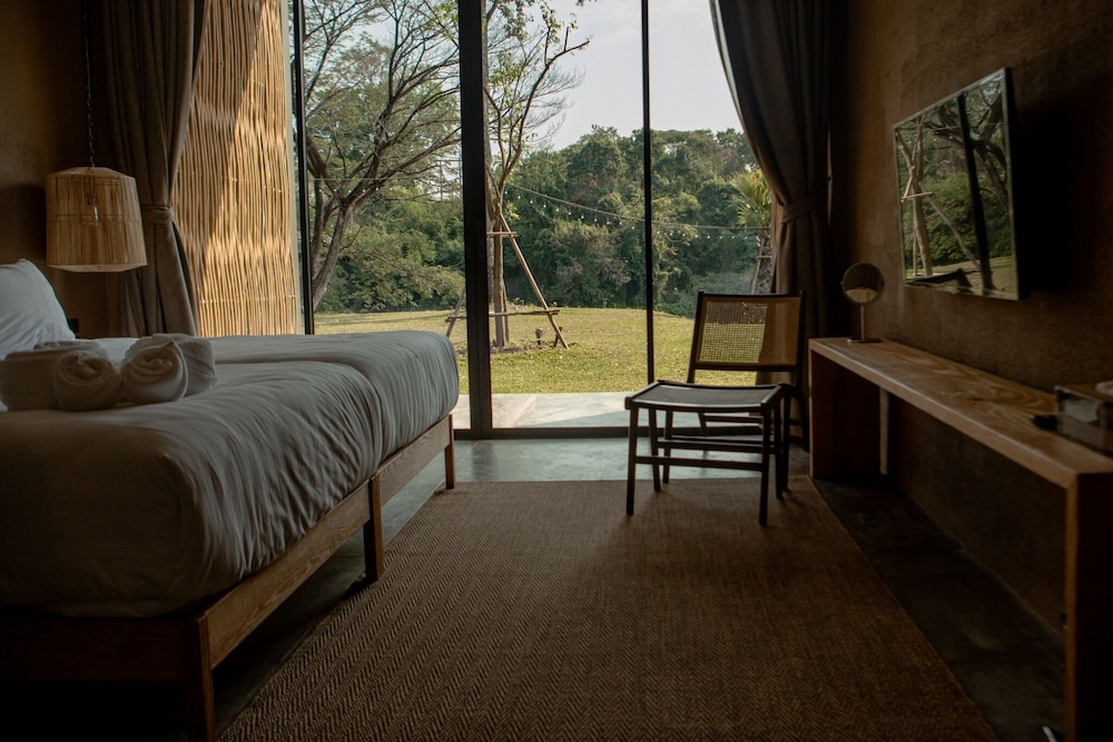 historykan kanchanaburi hotel