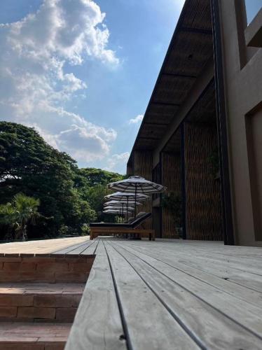 historykan kanchanaburi hotel