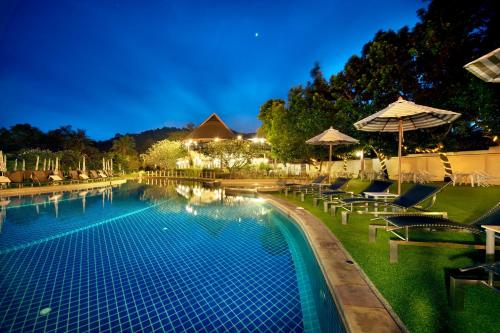 chada lanta beach resort