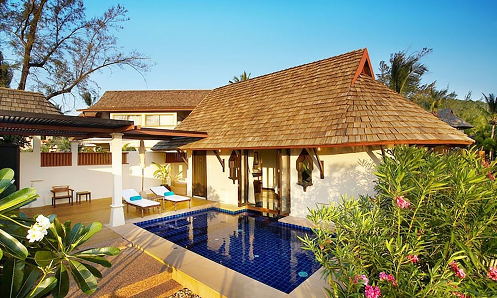 chada lanta beach resort