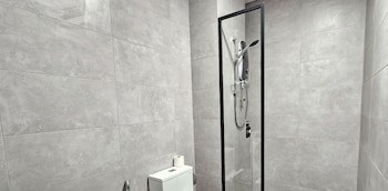cubic botanical premium suites atbangsar