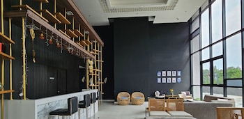 cubic botanical premium suites atbangsar