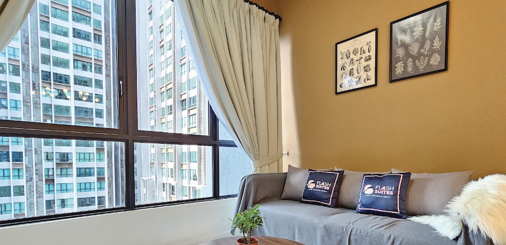 cubic botanical premium suites atbangsar