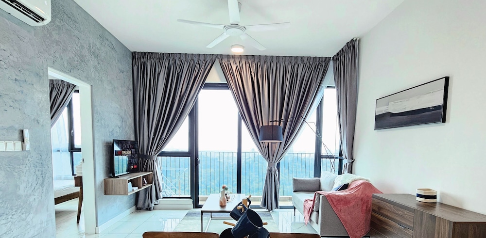 cubic botanical premium suites atbangsar