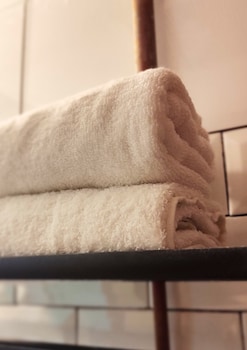 bestow boutique hotel
