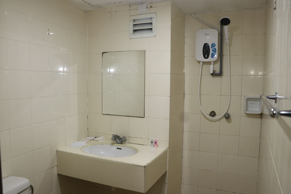 hotel seri putra