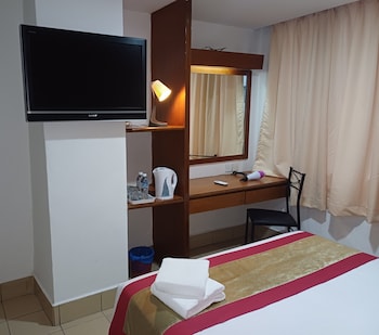 hotel seri putra