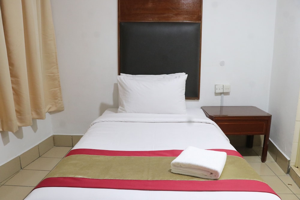 hotel seri putra