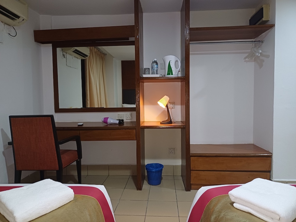 hotel seri putra